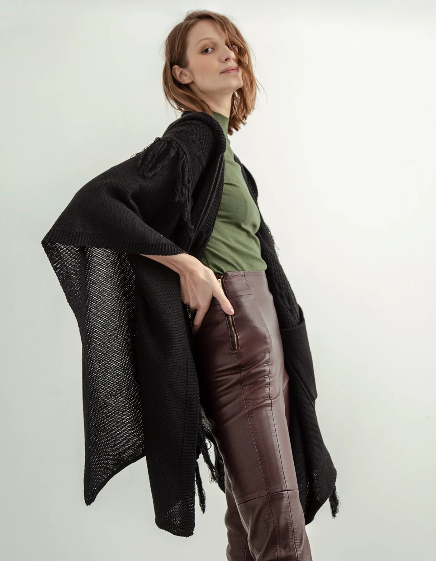 Eclipse Cape Poncho - Espiritu