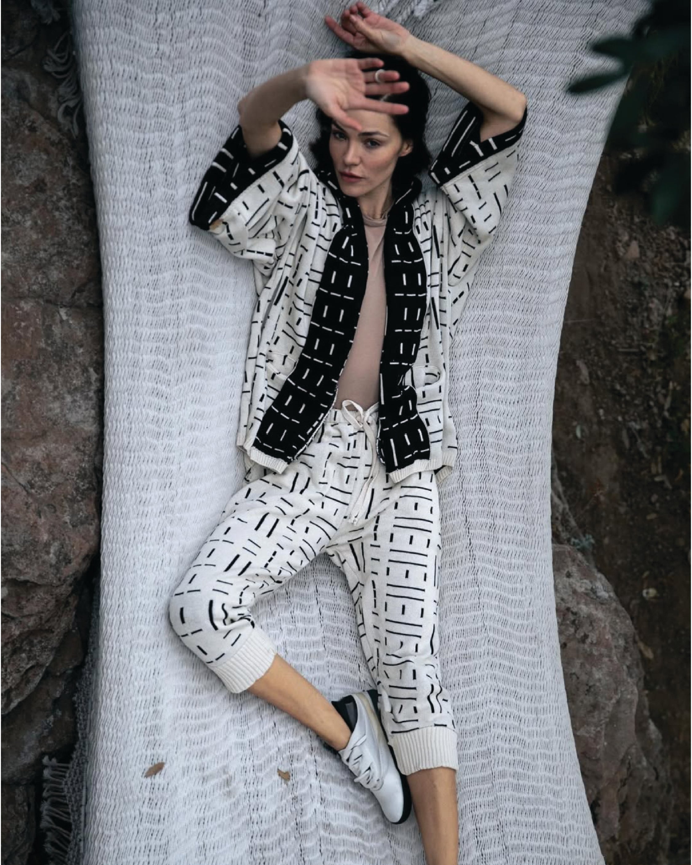 Tenoch Ash & Black Lounge Robe - Espiritu